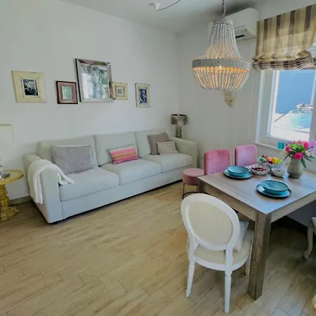 Apartment Luxury Rina Podstrana